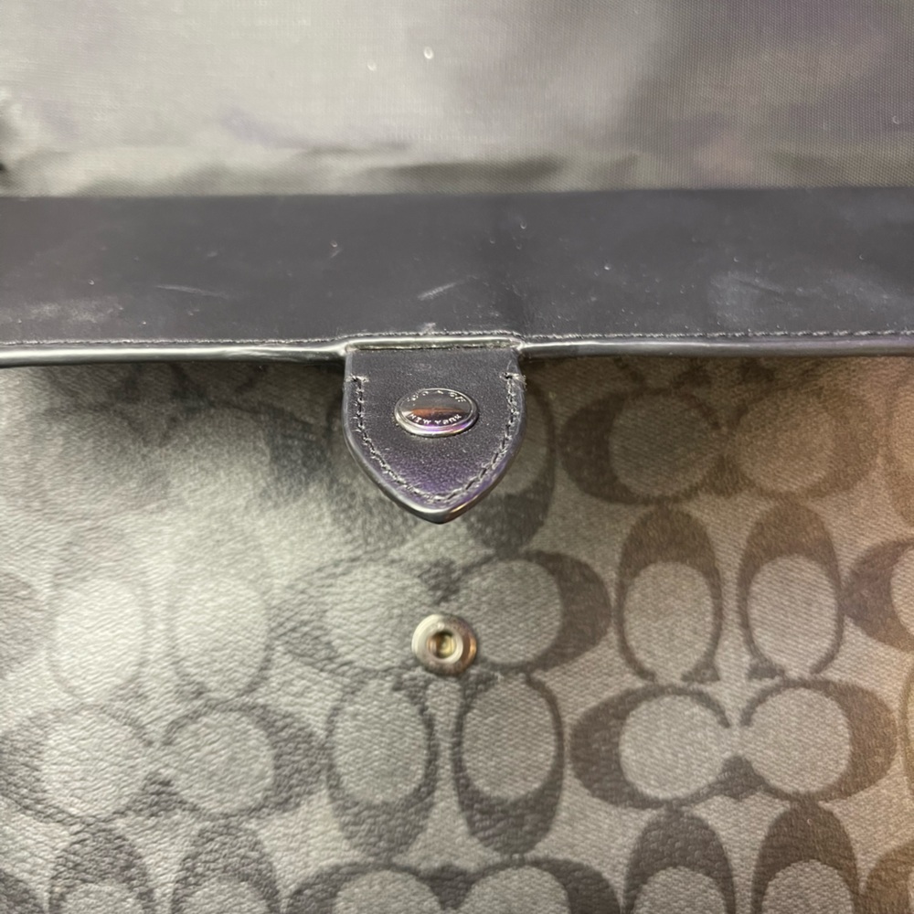 Coach make up pouch